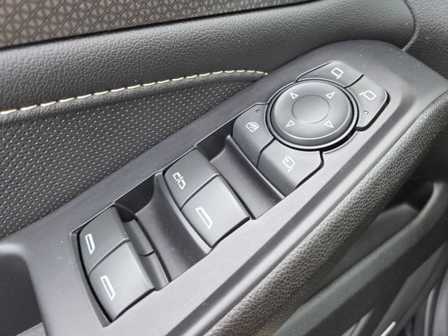 Used 2022 Chevrolet Traverse Premier w/ Redline Edition image 12