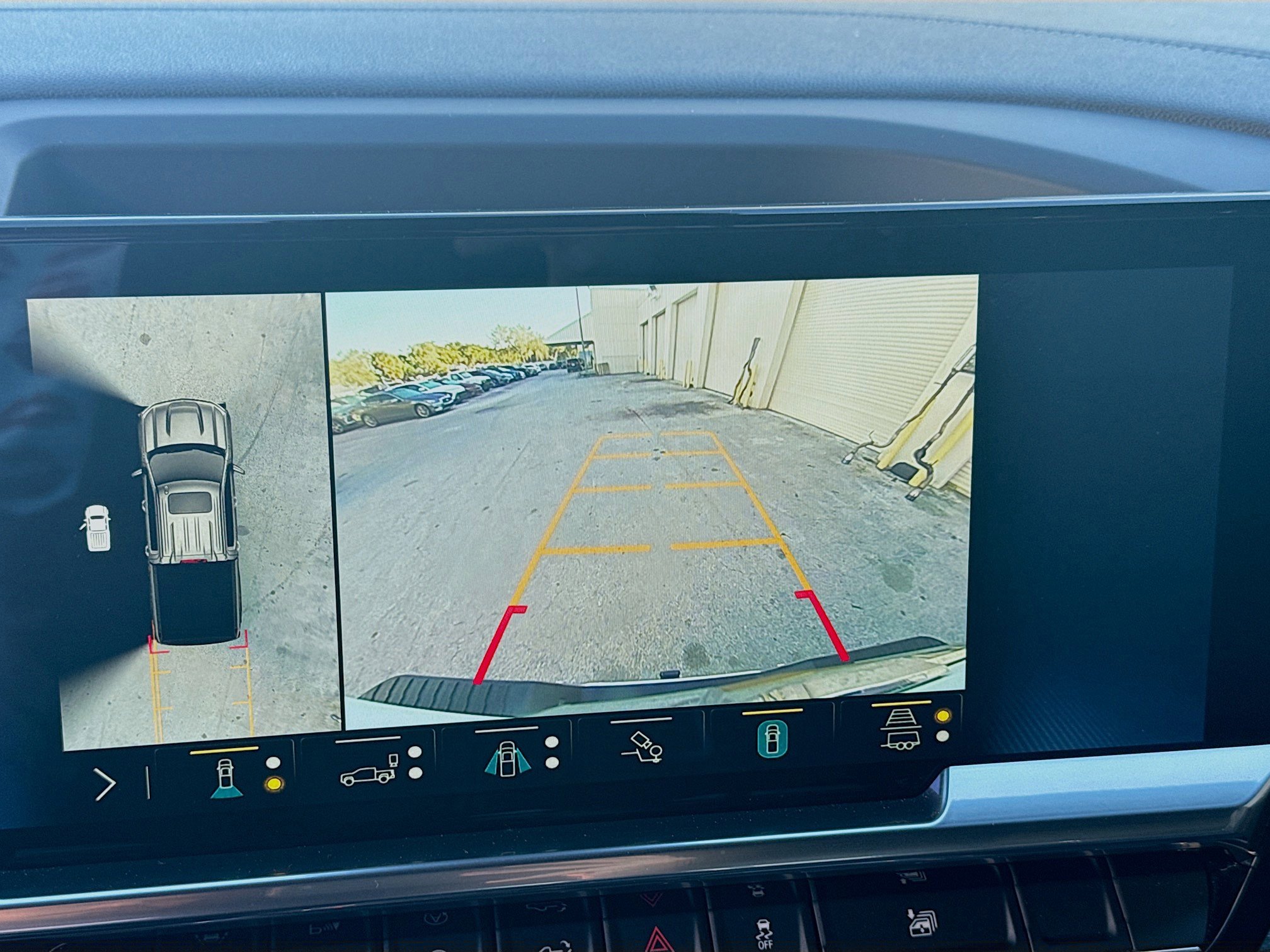 Used 2022 Chevrolet Silverado 1500 LTZ w/ LTZ Convenience Package II image 14