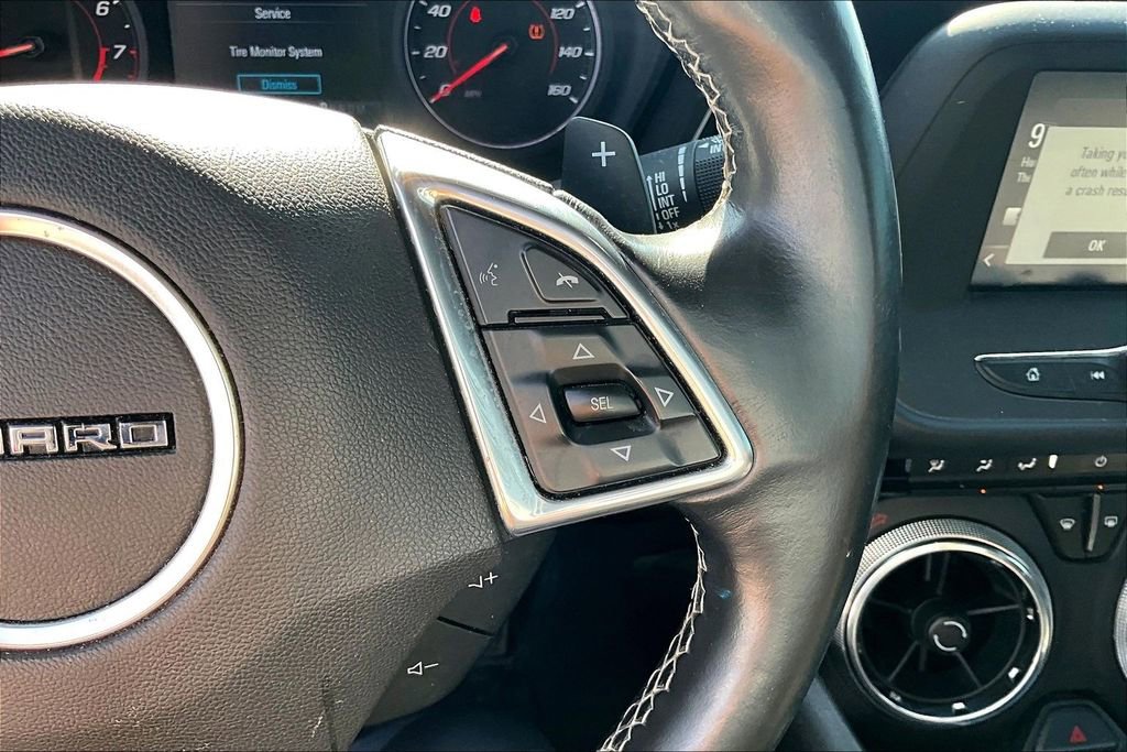 Used 2017 Chevrolet Camaro LT RWD image 18