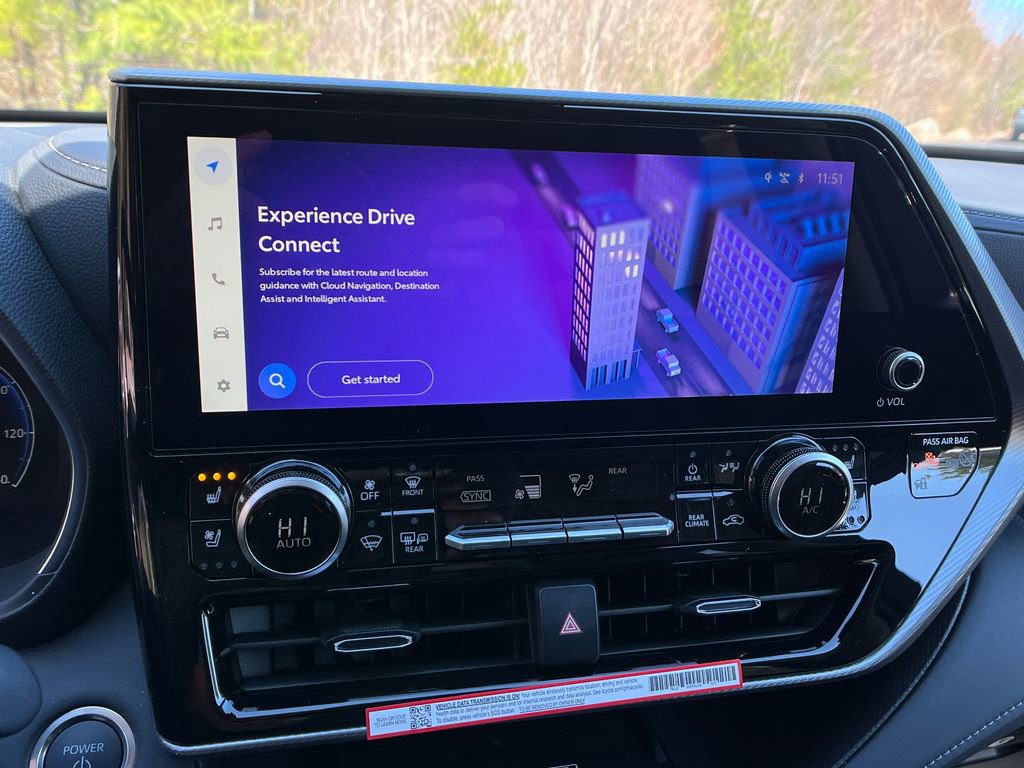 New 2026 Toyota Highlander Platinum image 18