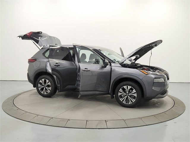 Used 2021 Nissan Rogue SV image 16