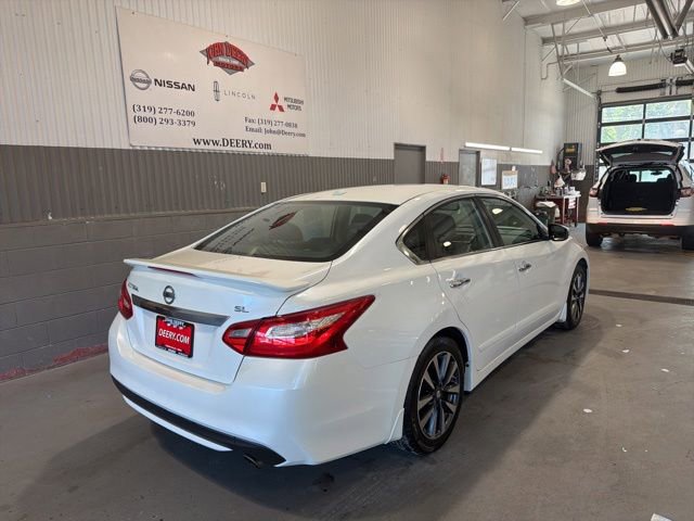 Used 2016 Nissan Altima 2.5 SL FWD image 3