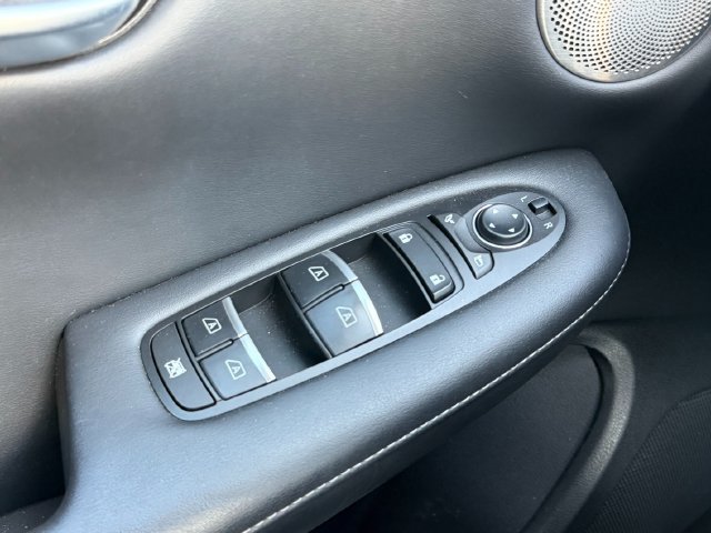 Used 2024 INFINITI QX50 Luxe FWD image 13
