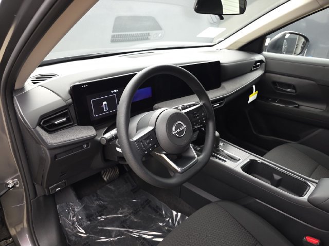 New 2027 Nissan Kicks S FWD image 24