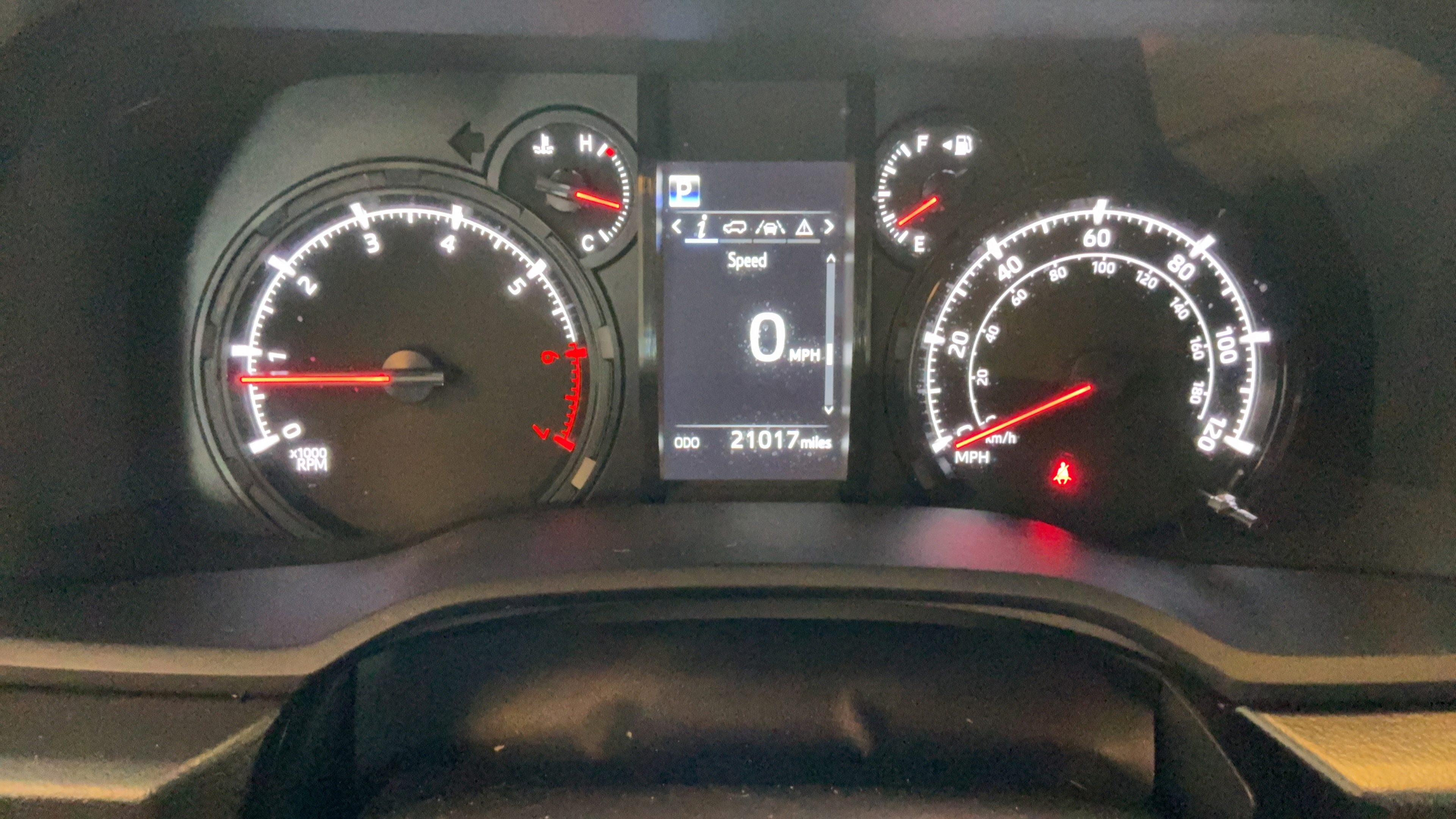 Certified 2024 Toyota 4Runner SR5 RWD image 10