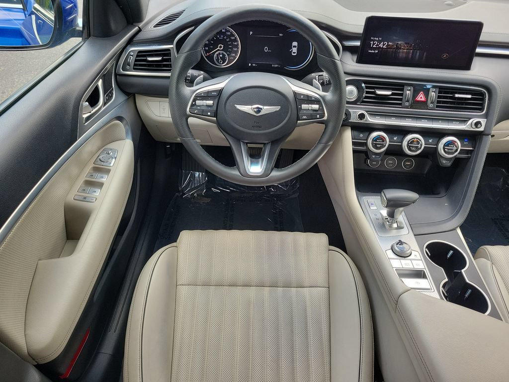 Used 2022 Genesis G70 3.3T RWD image 14