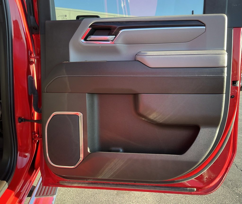 Used 2024 GMC Sierra 3500 SLT w/ SLT Convenience Package image 35