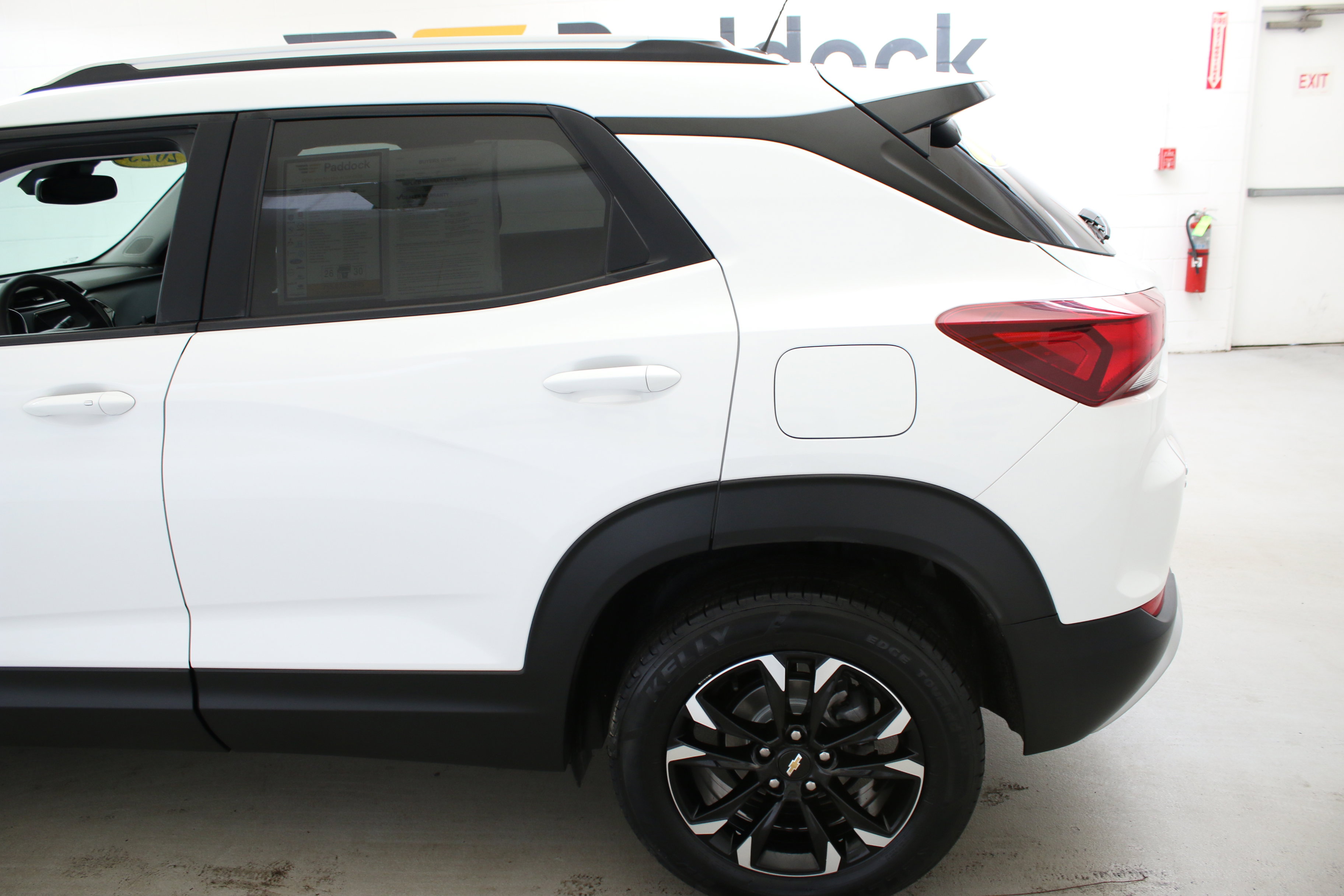 Used 2023 Chevrolet TrailBlazer LT w/ Convenience Package image 6