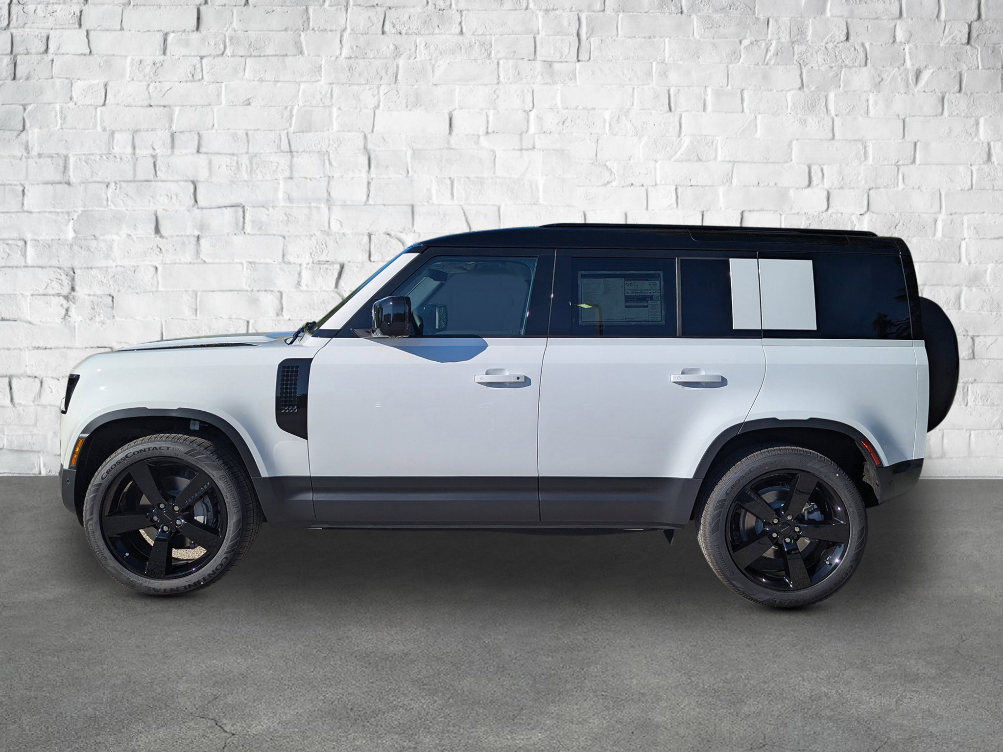 New 2026 Land Rover Defender 110 S image 3
