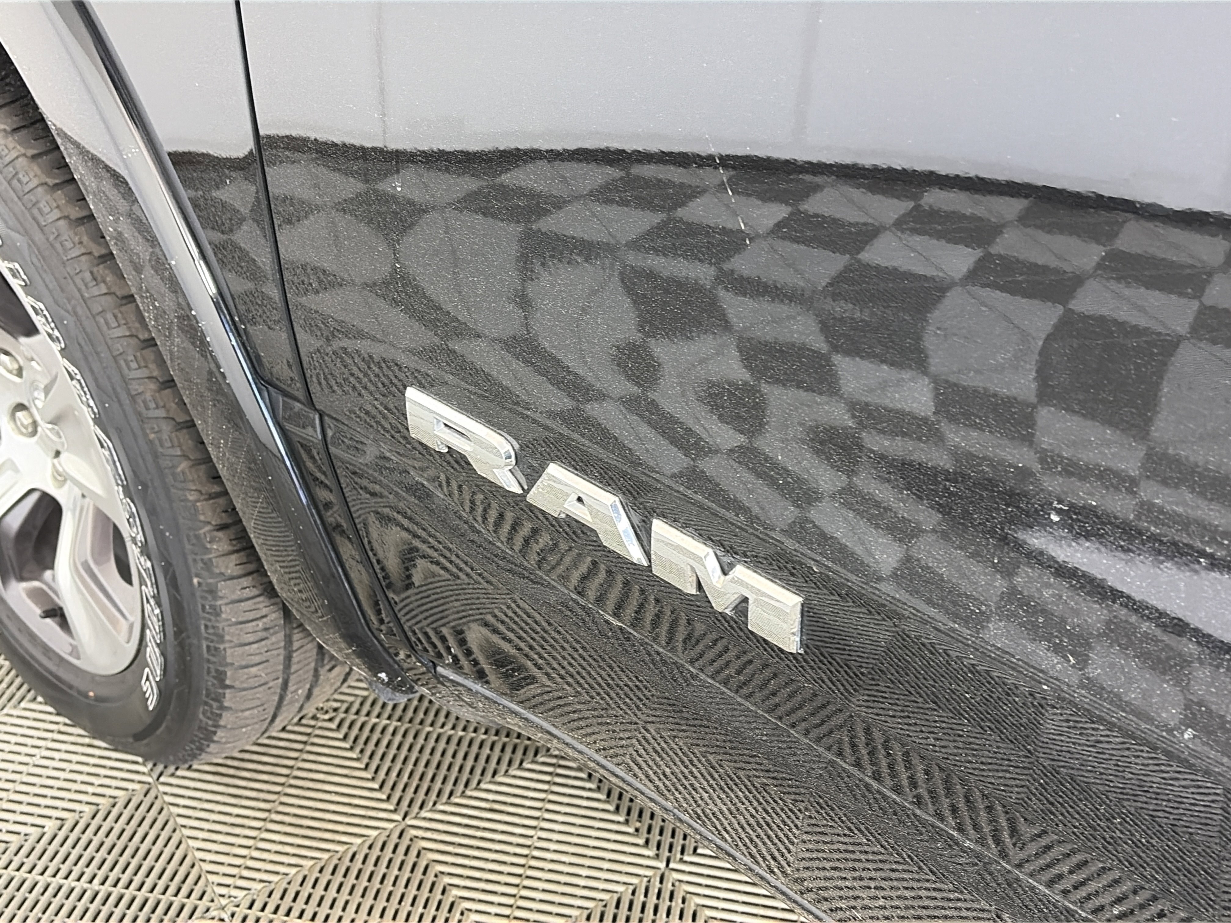 Used 2022 RAM 1500 Laramie image 17