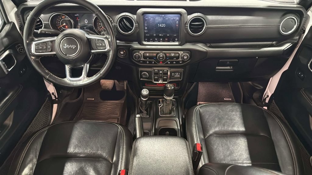 Used 2021 Jeep Wrangler Unlimited Sahara w/ Uconnect 4C Nav & Sound Group AWD/4WD image 18
