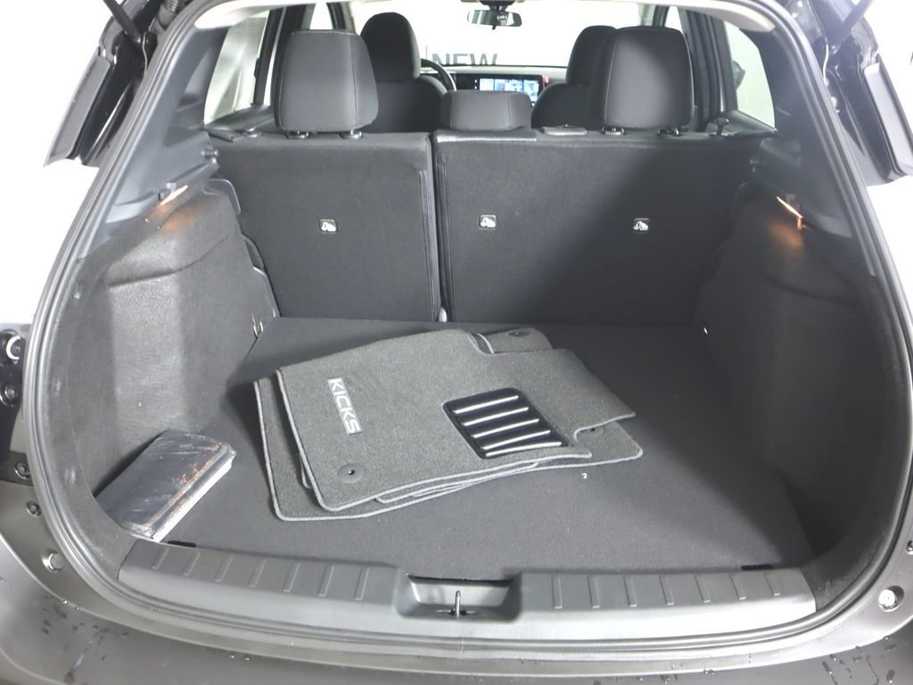 New 2026 Nissan Kicks SV w/ Cold Weather Package image 28