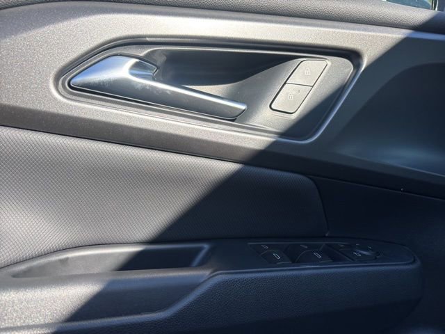 New 2026 Chevrolet Equinox EV LT w/ Comfort Package AWD/4WD image 9