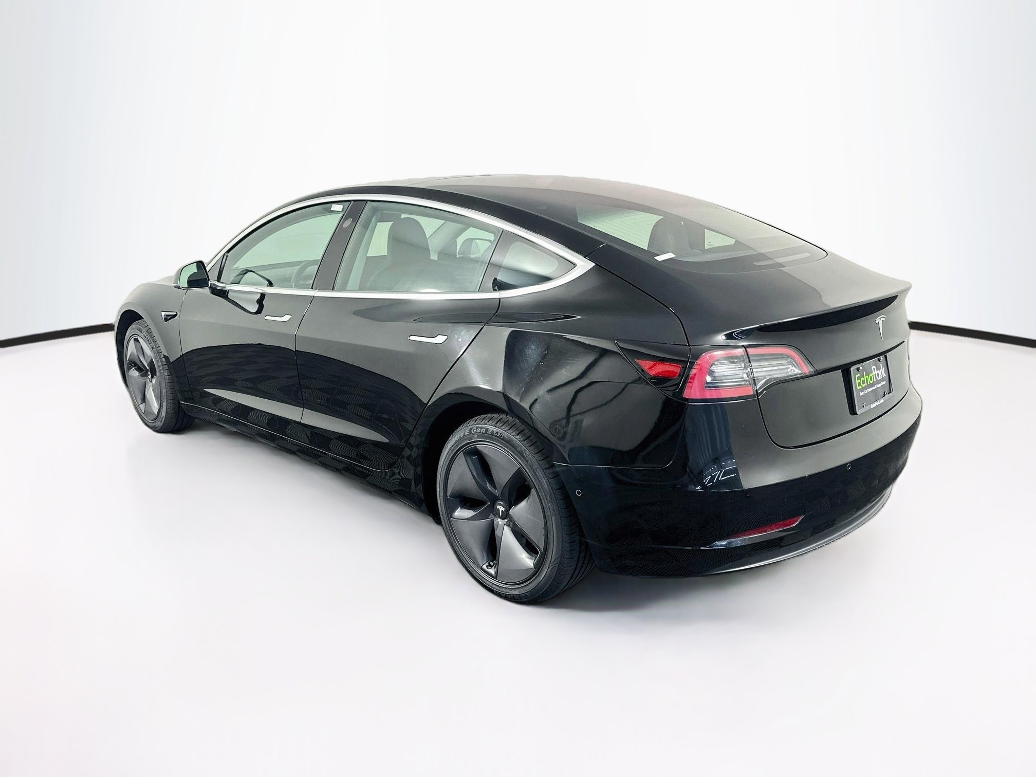Used 2018 Tesla Model 3 Mid Range RWD image 5