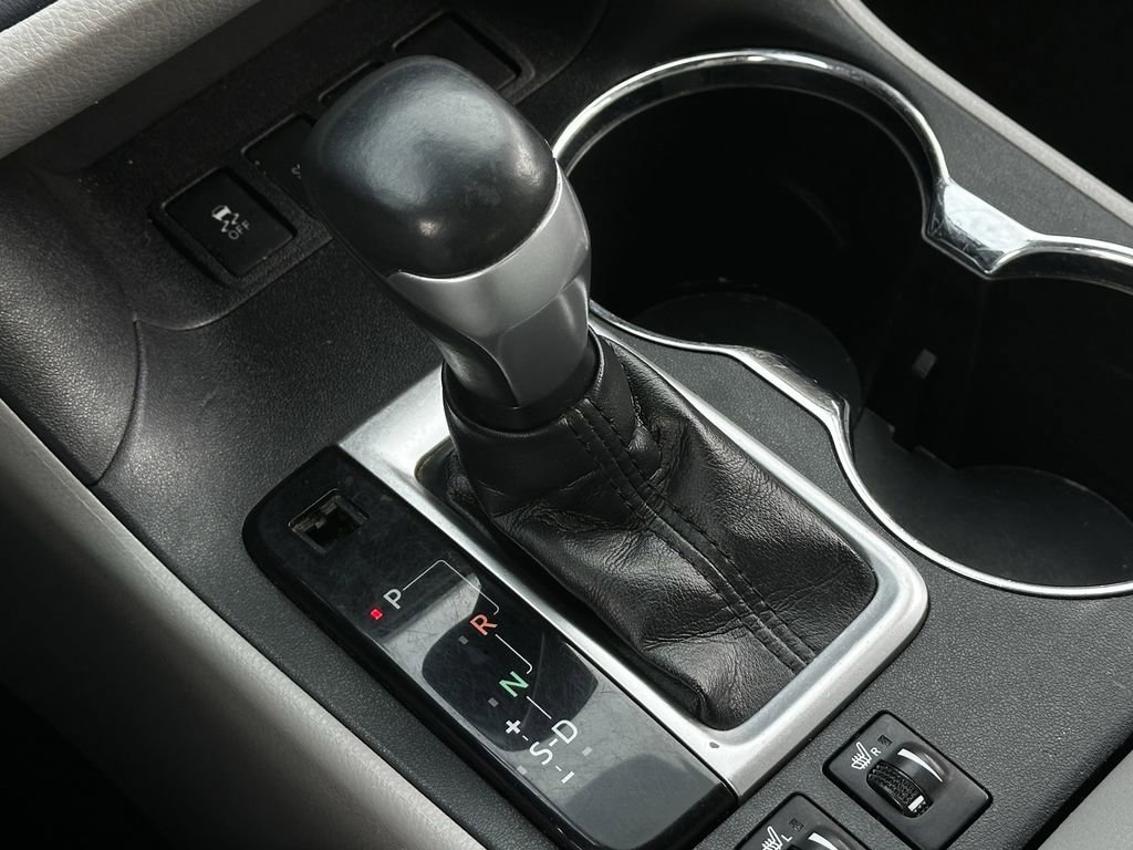 Used 2019 Toyota Highlander XLE image 20