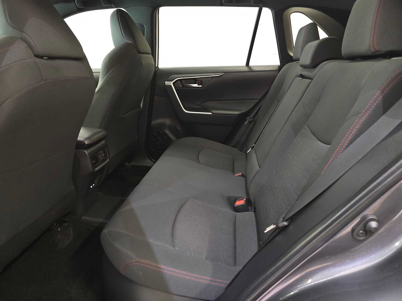 Used 2024 Toyota RAV4 SE AWD/4WD image 23