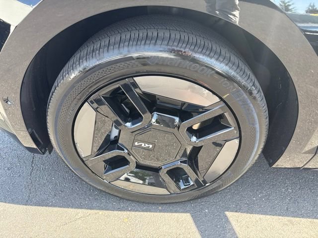 Certified 2024 Kia EV9 GT-Line AWD/4WD image 12