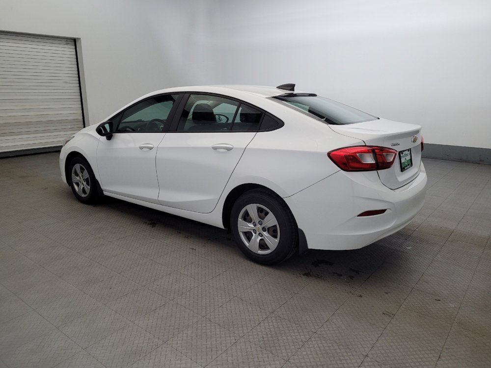 Used 2018 Chevrolet Cruze LS image 5