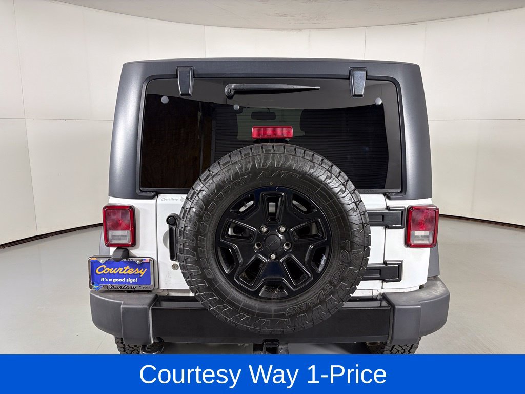 Used 2017 Jeep Wrangler Sport AWD/4WD image 9