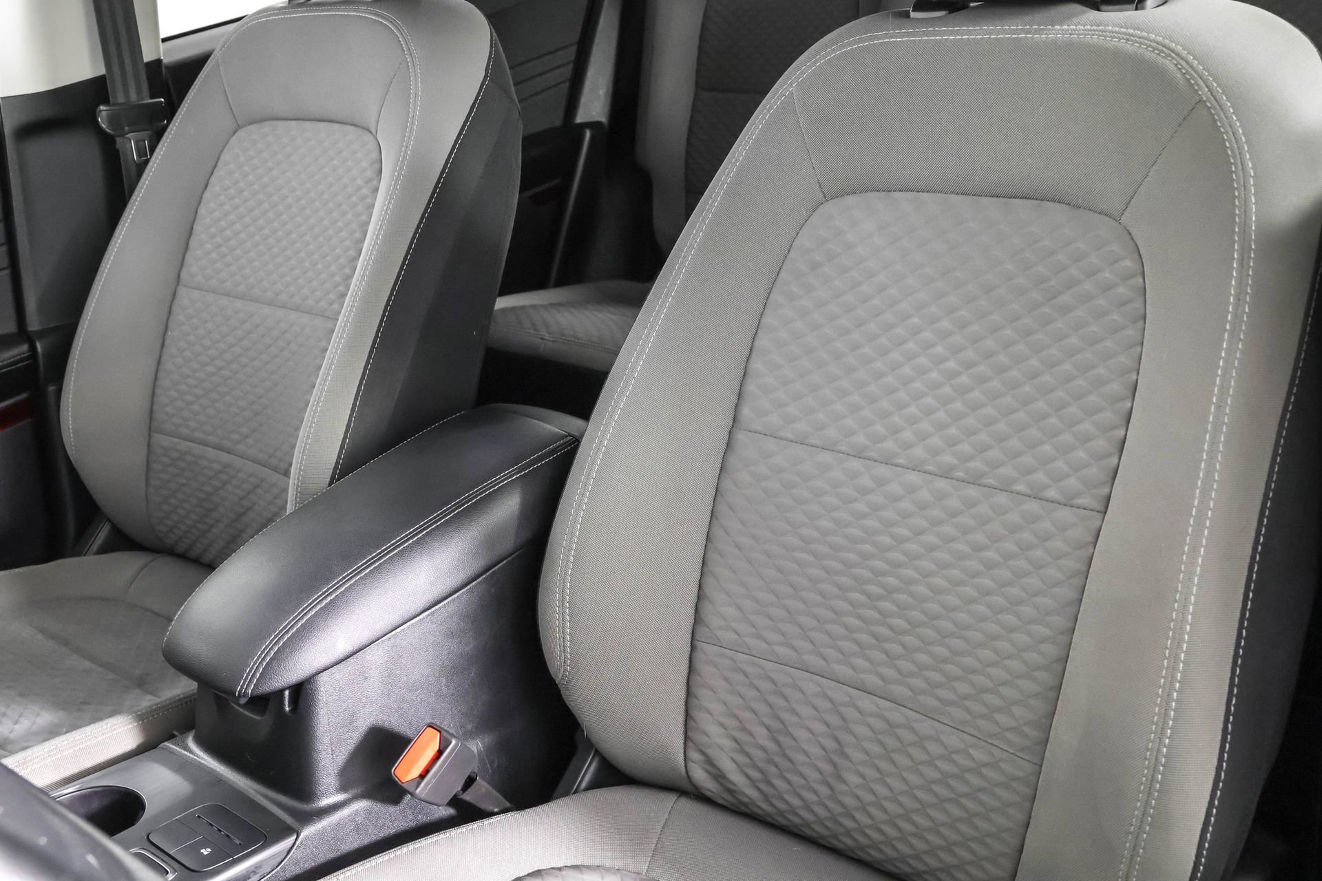 Used 2021 Ford Escape SE image 22