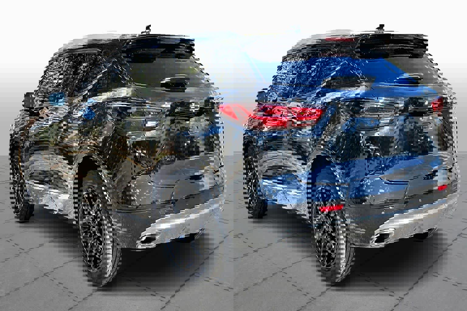 Used 2023 Chevrolet Blazer Premier w/ Driver Confidence II Package image 12