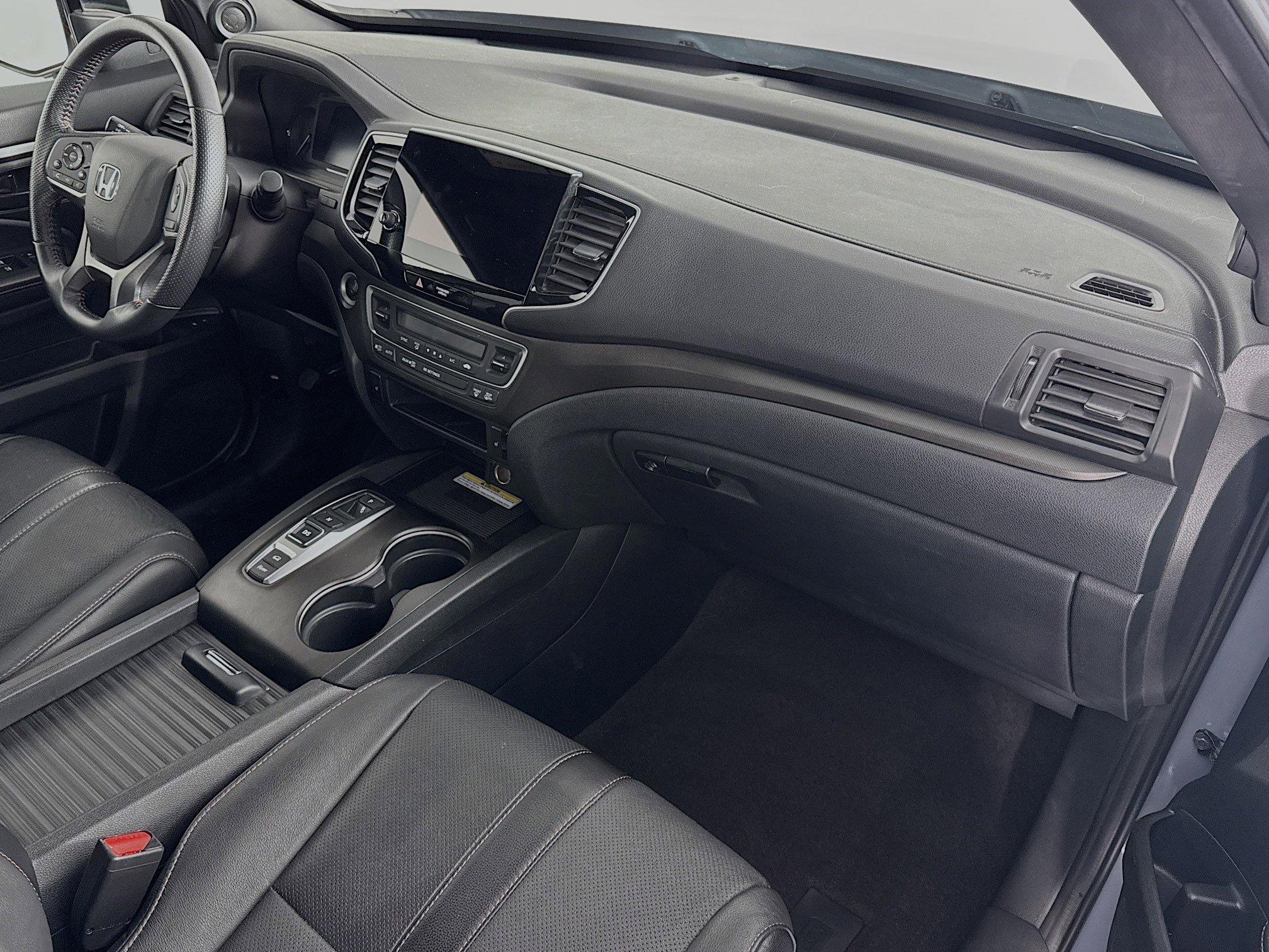 Certified 2023 Honda Passport TrailSport image 29