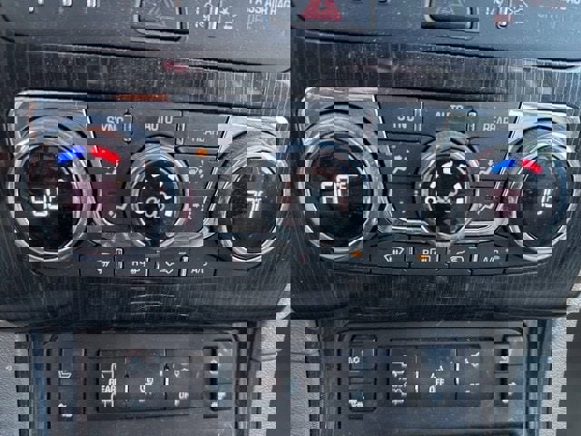 Used 2017 Chevrolet Traverse Premier AWD/4WD image 24