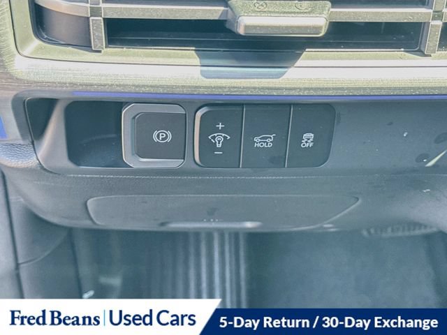 Used 2024 Hyundai Santa Fe Limited AWD/4WD image 10