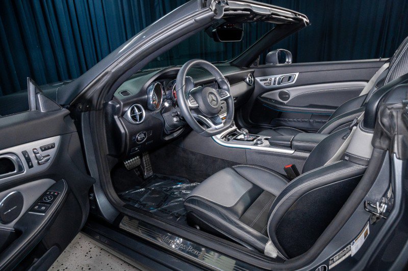 Used 2020 Mercedes-Benz SLC 300 image 15