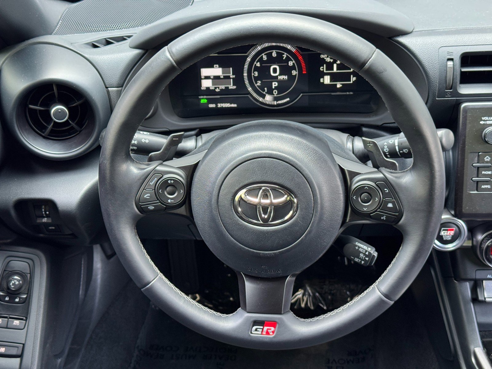 Used 2022 Toyota GR86 RWD image 17