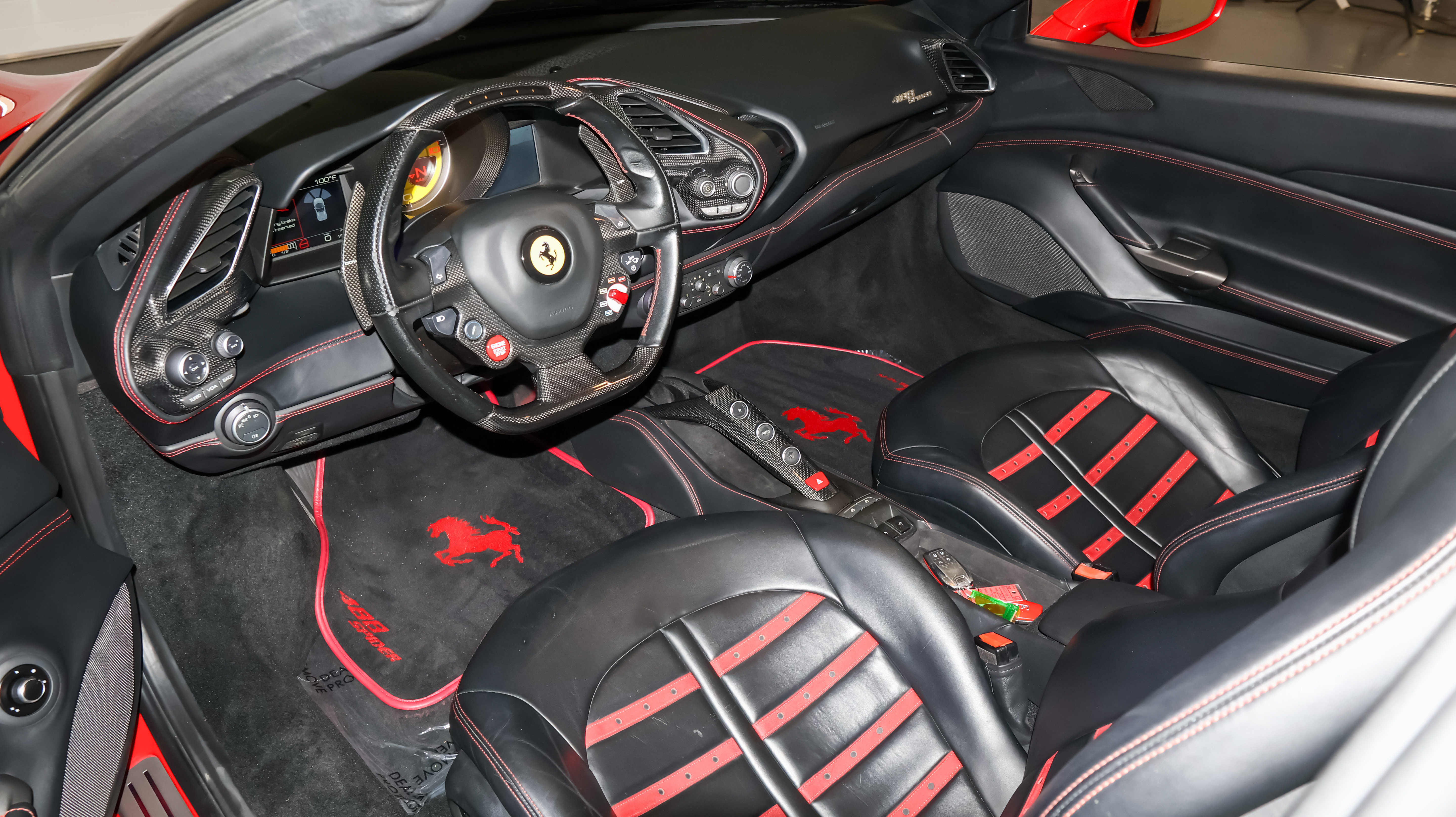 Used 2019 Ferrari 488 Spider RWD image 22
