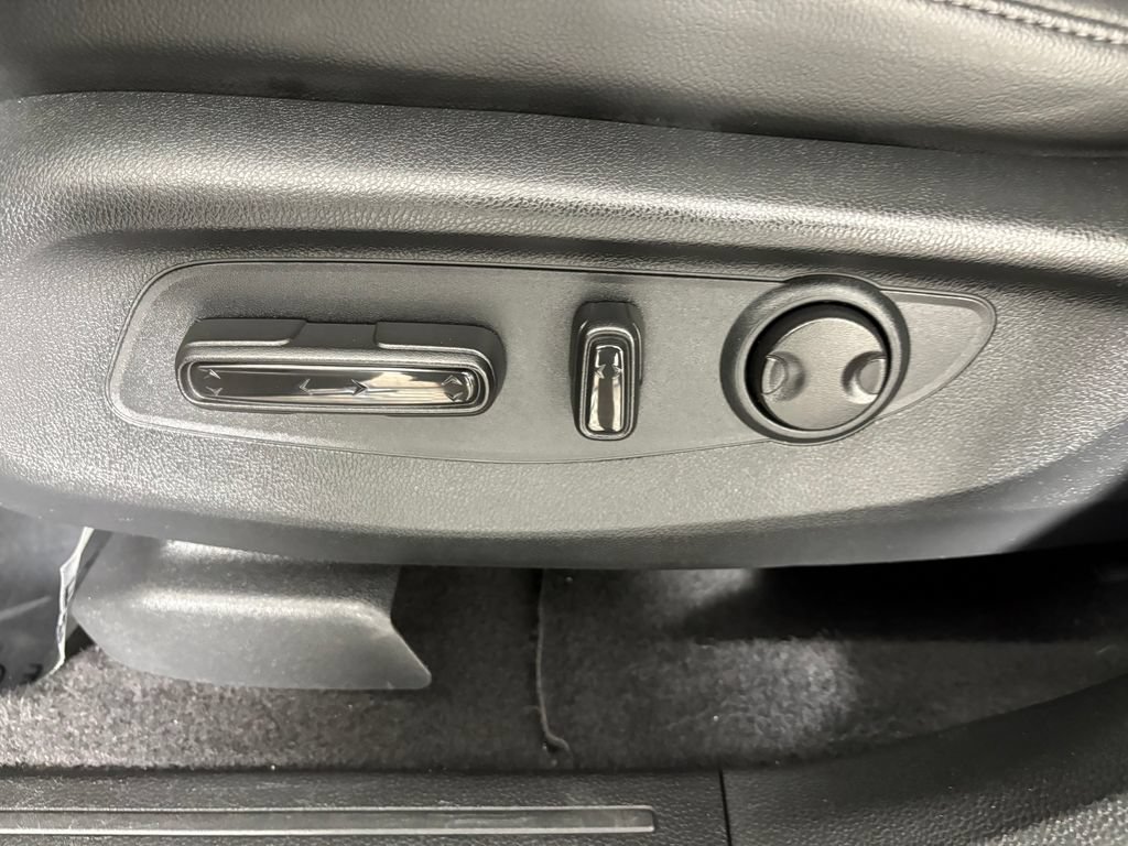 Used 2023 Honda CR-V EX-L image 15