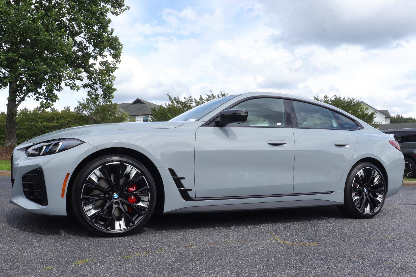New 2026 BMW 430i w/ M Sport Package RWD image 1