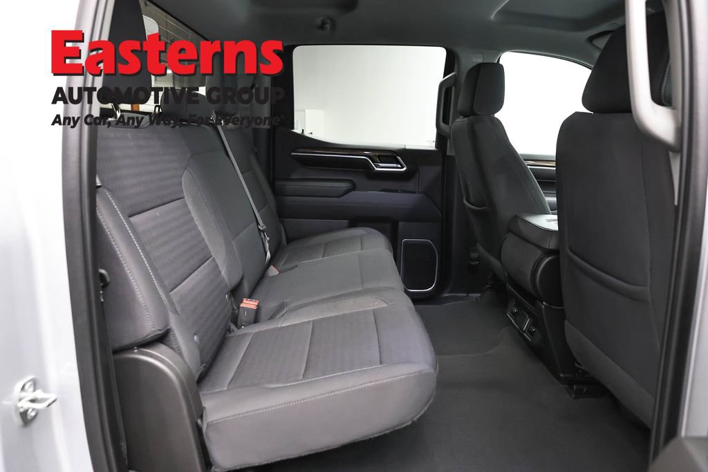 Used 2022 Chevrolet Silverado 1500 LT AWD/4WD image 25