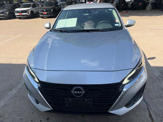 Certified 2023 Nissan Altima 2.5 SV FWD image 3