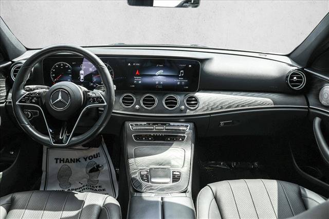 Used 2023 Mercedes-Benz E 350 4MATIC Sedan image 20