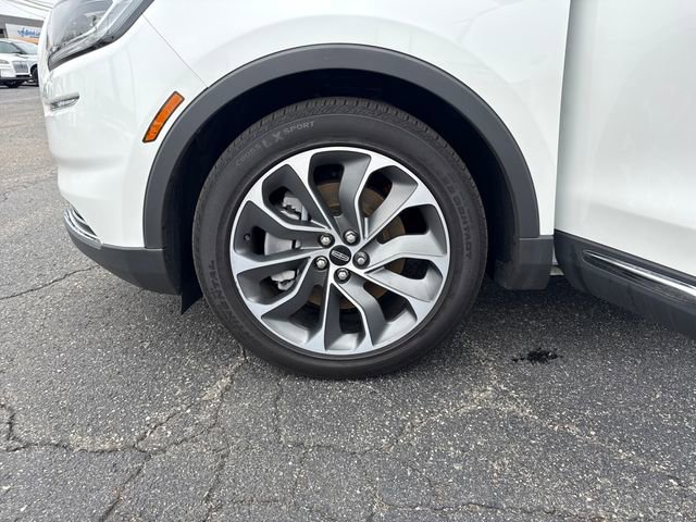 Certified 2023 Lincoln Nautilus Reserve AWD/4WD image 32