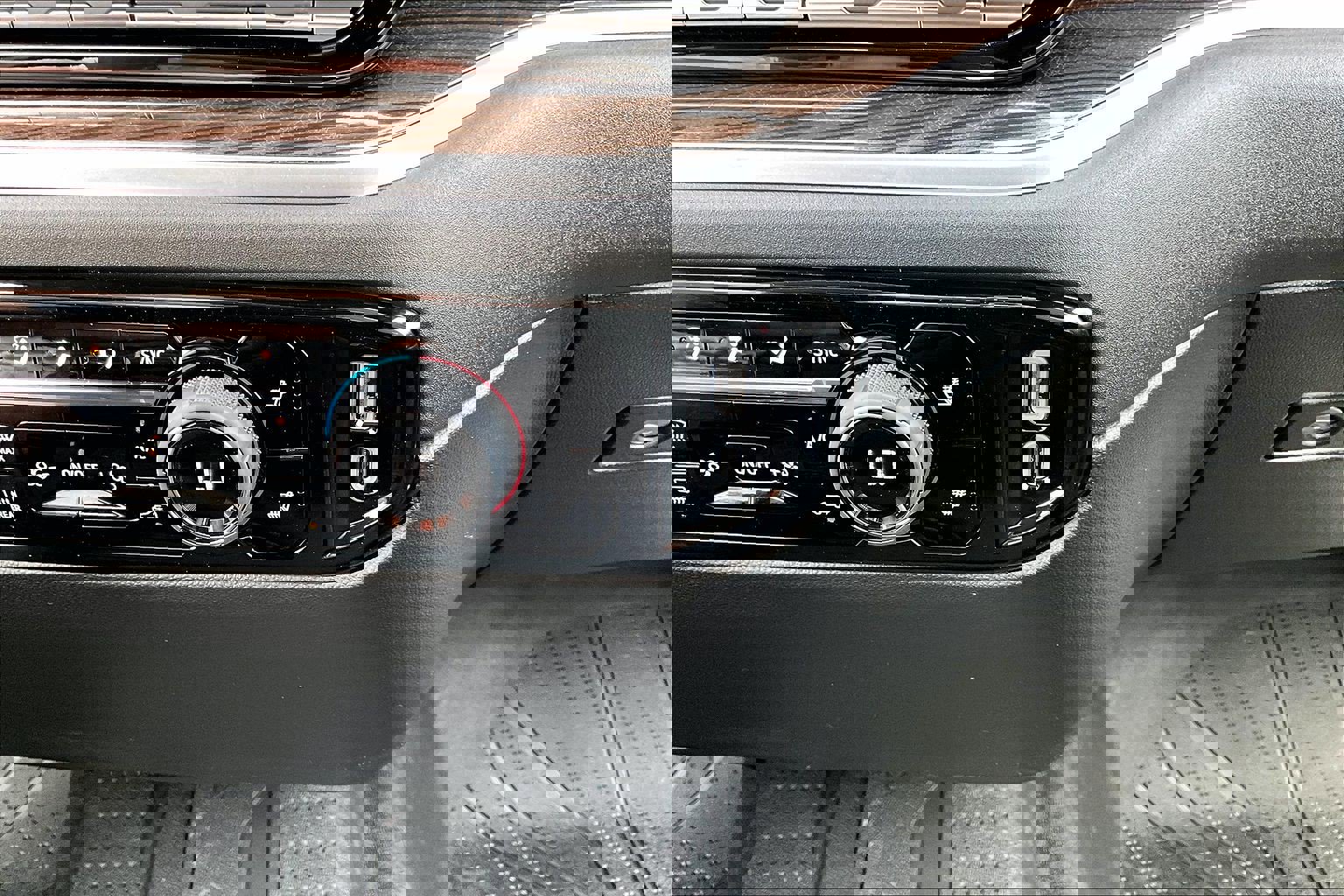 Used 2026 Chevrolet Silverado 1500 RST w/ RST Select Package image 17