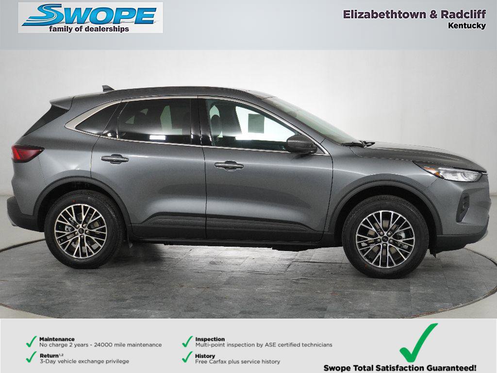 New 2026 Ford Escape SE w/ Class II Trailer Tow Package image 3