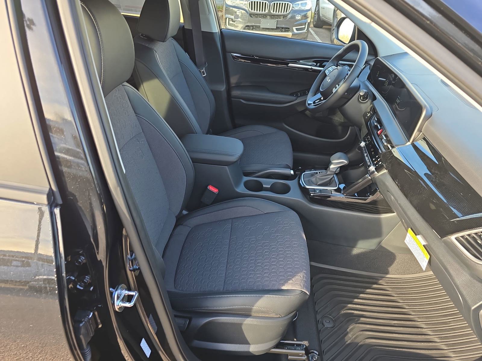 New 2026 Kia Seltos S FWD image 10