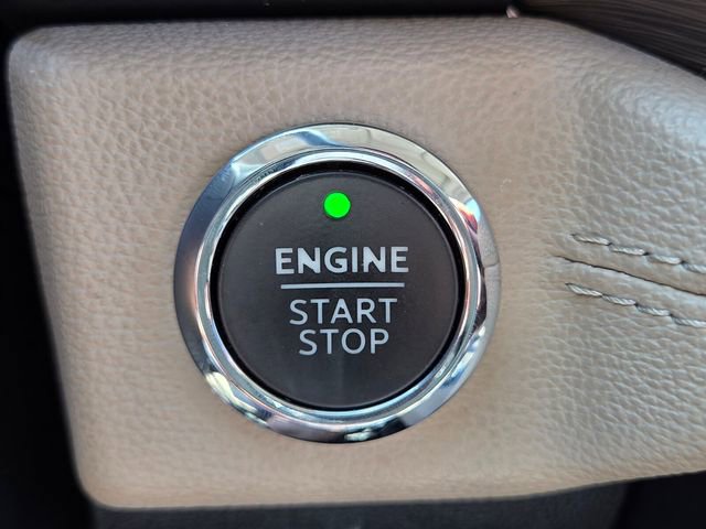 Certified 2024 Ford Expedition Limited image 35