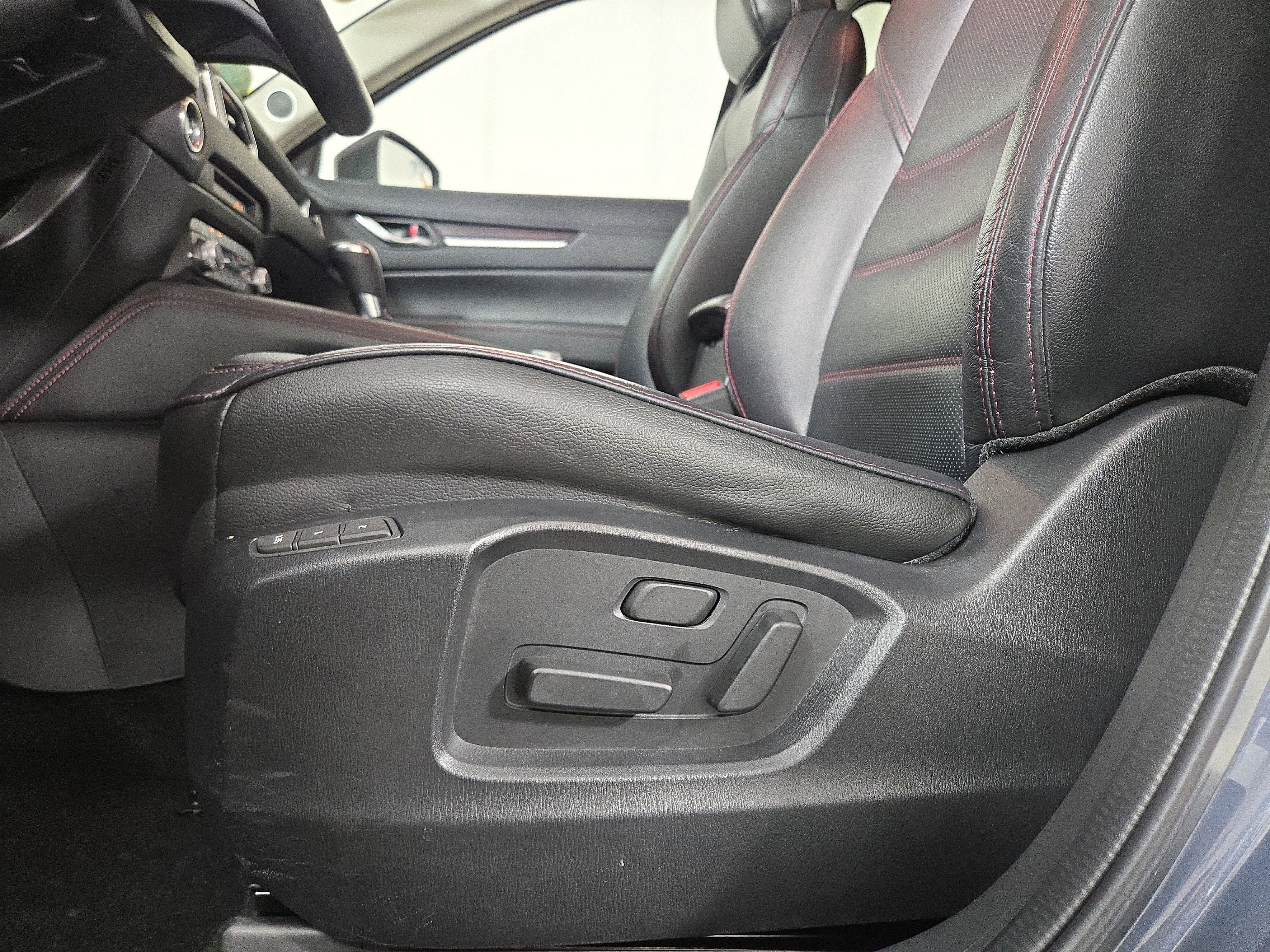 Used 2023 MAZDA CX-5 Carbon Edition AWD/4WD image 29