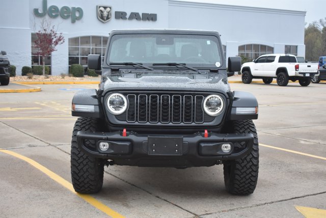 Used 2025 Jeep Gladiator Rubicon w/ Safety Group image 2