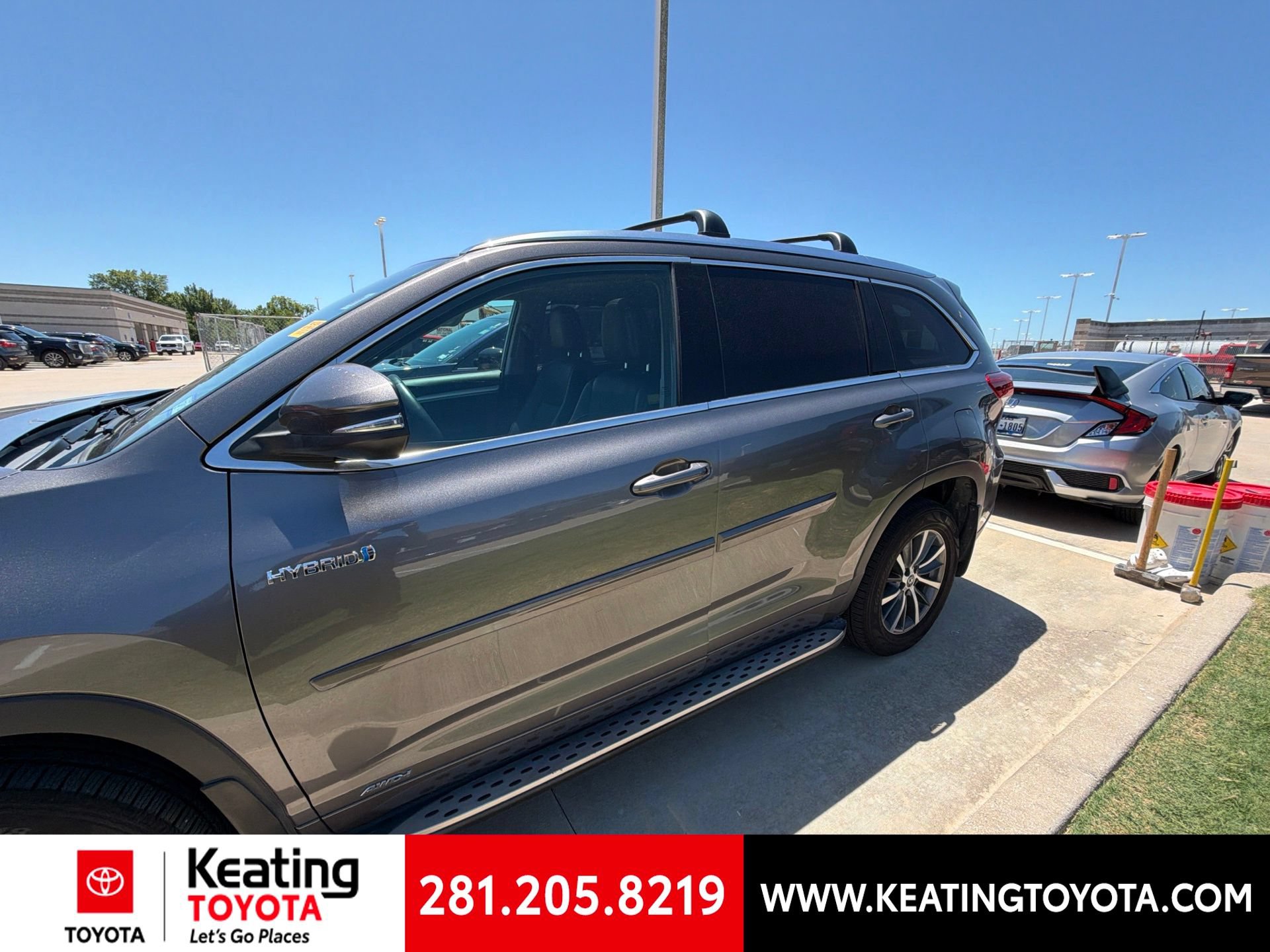 Used 2018 Toyota Highlander XLE AWD/4WD image 6