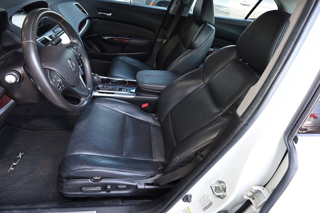 Used 2016 Acura TLX w/ Technology Package FWD image 11