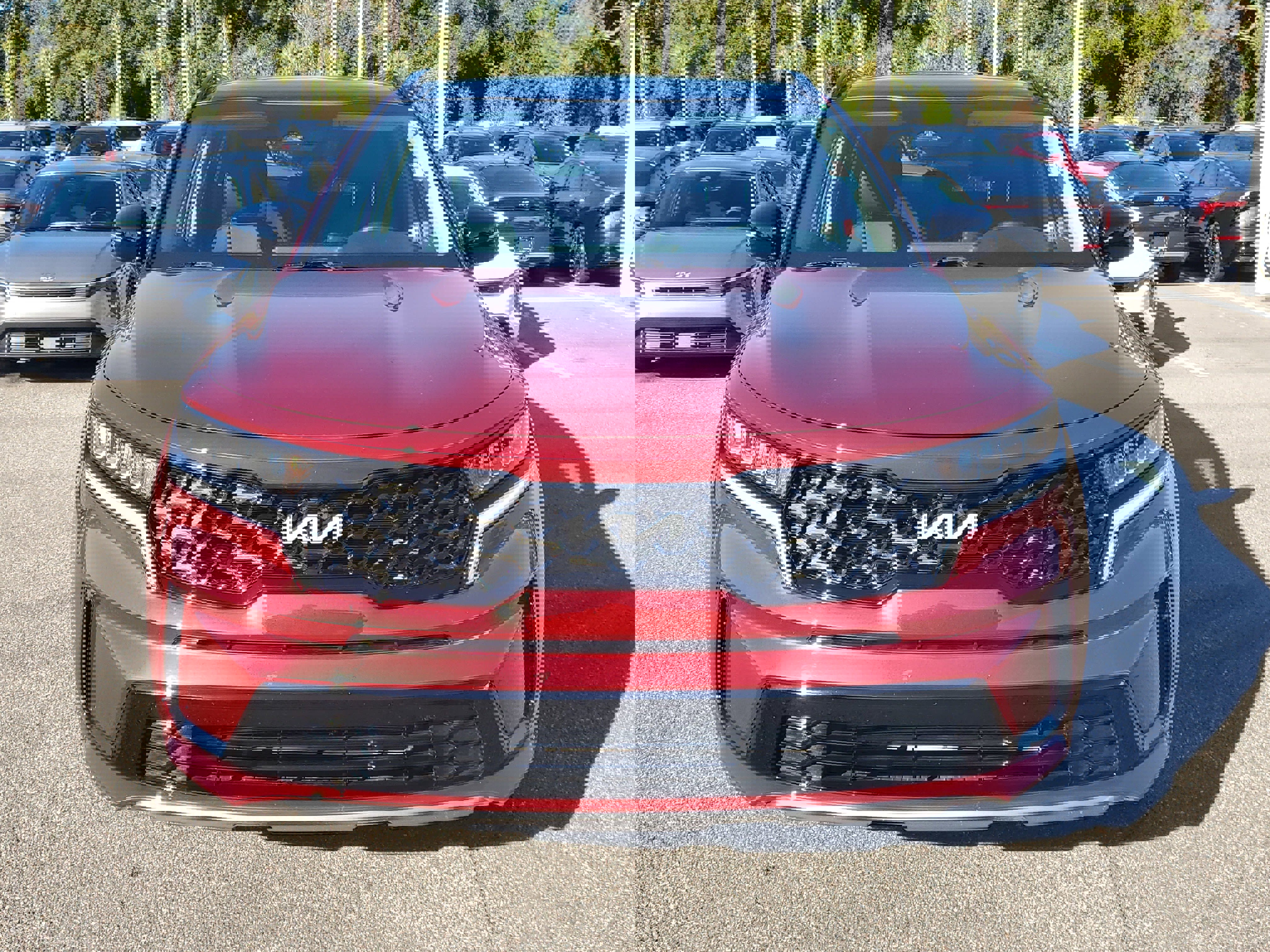 Certified 2023 Kia Sorento S w/ Panoramic Sunroof Package image 2