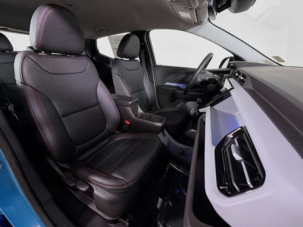 New 2027 Chevrolet Bolt RS FWD image 22