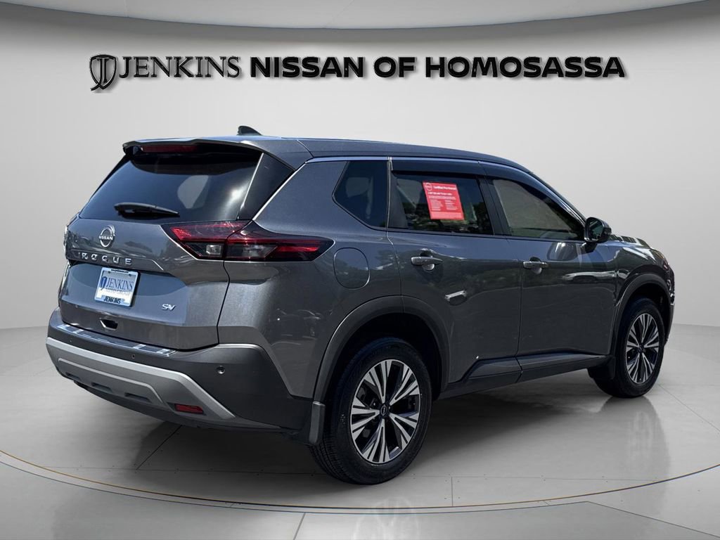 Certified 2022 Nissan Rogue SV FWD image 5