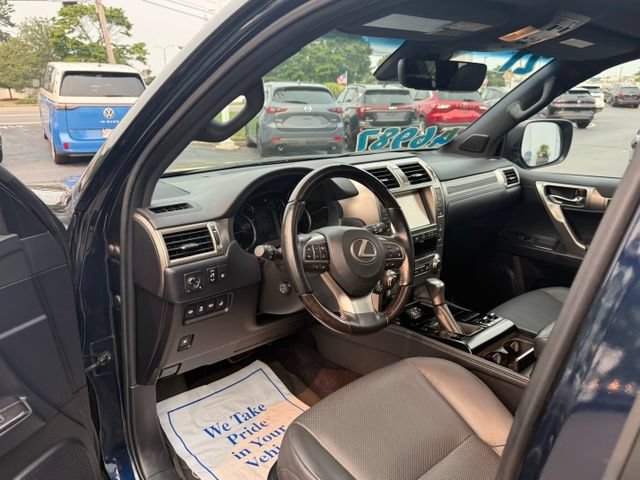 Used 2021 Lexus GX 460 Premium w/ Premium Package AWD/4WD image 13