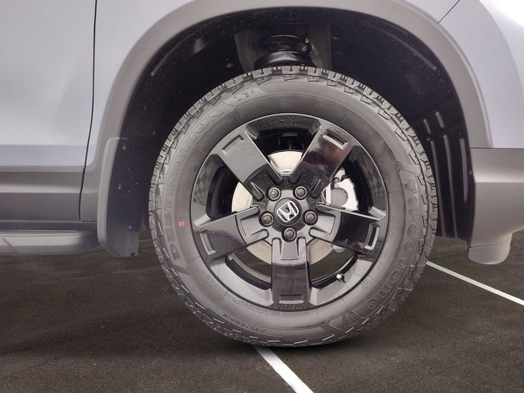 New 2026 Honda Ridgeline Black Edition image 9